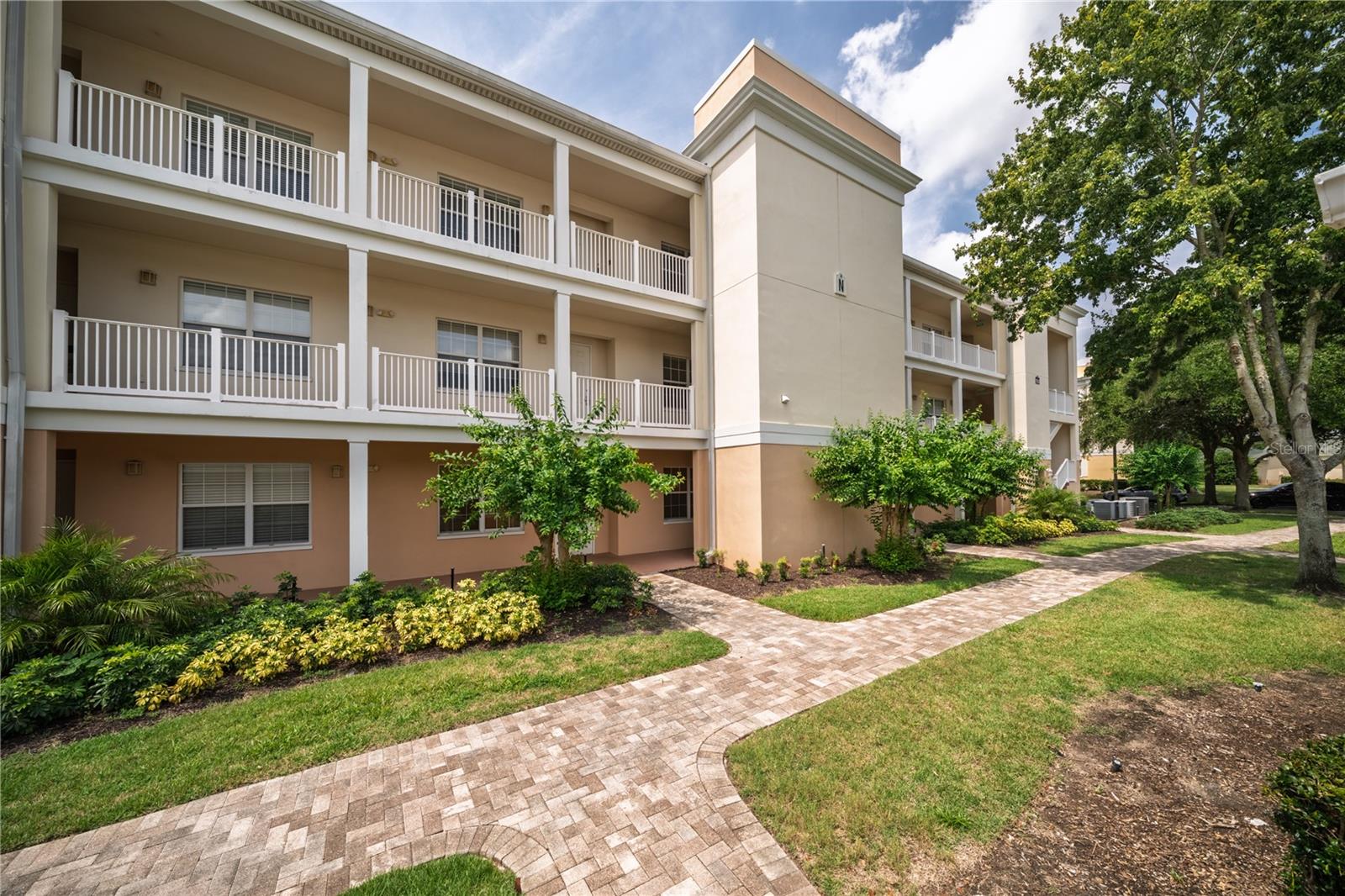 7503 MOURNING DOVE CIR 202