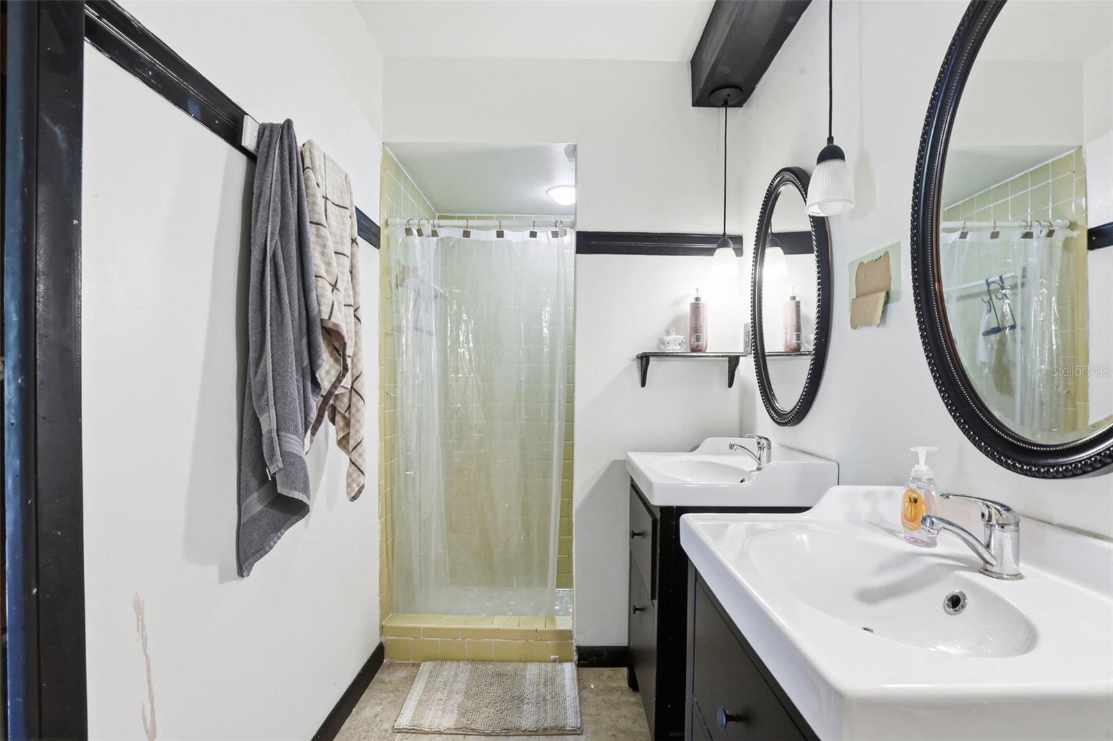 WILLIAMS ACRES - Residential