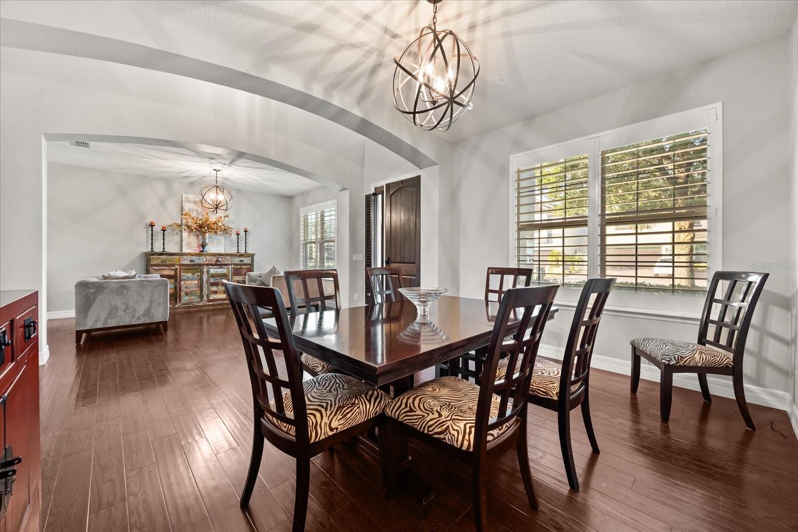 LAKESIDE ESTATES - Residential