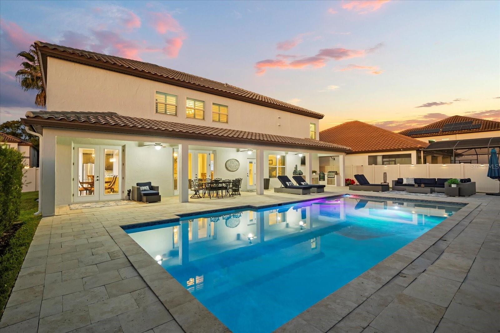 LAKESIDE ESTATES - Residential