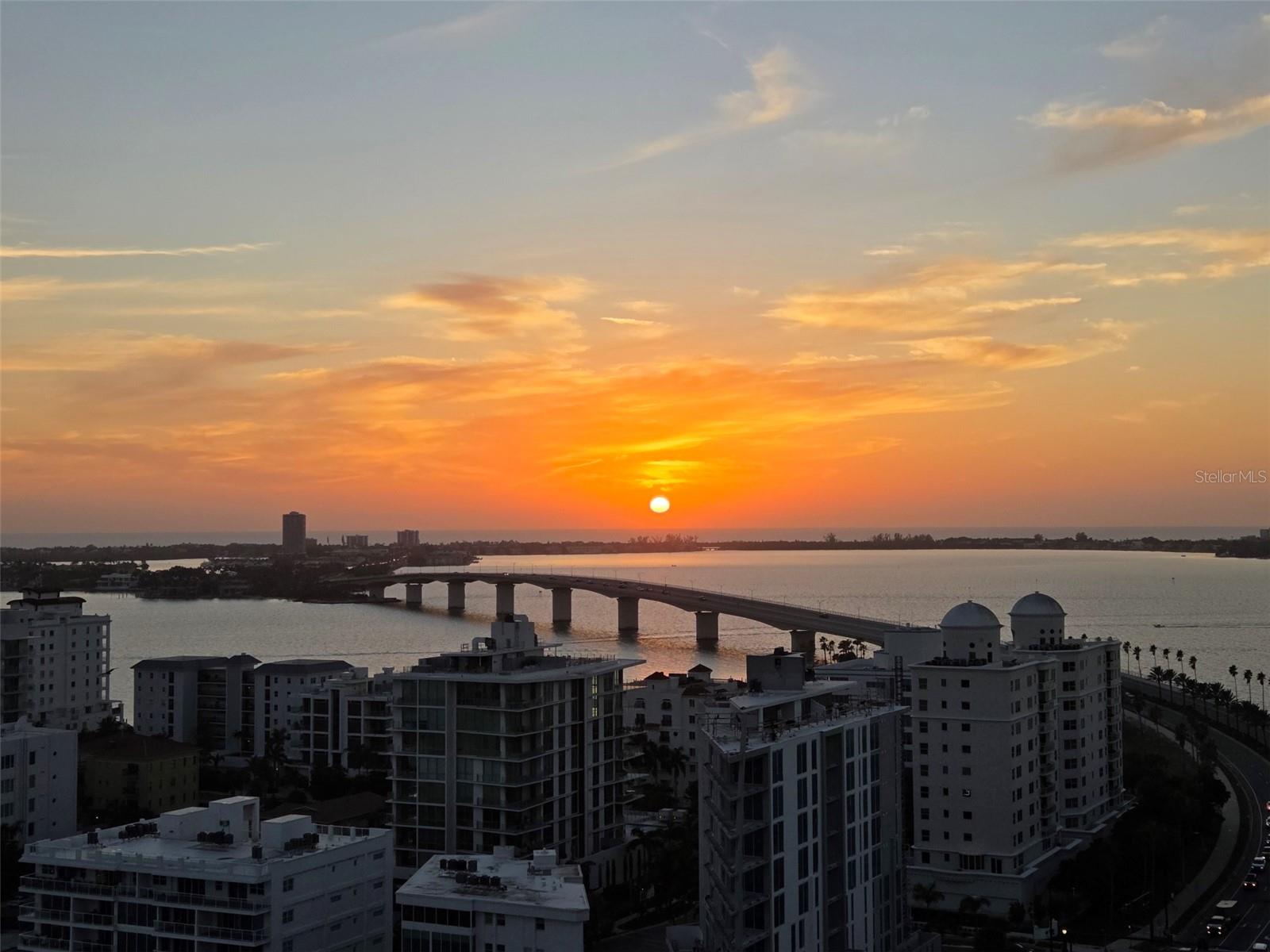 VUE SARASOTA BAY - Residential