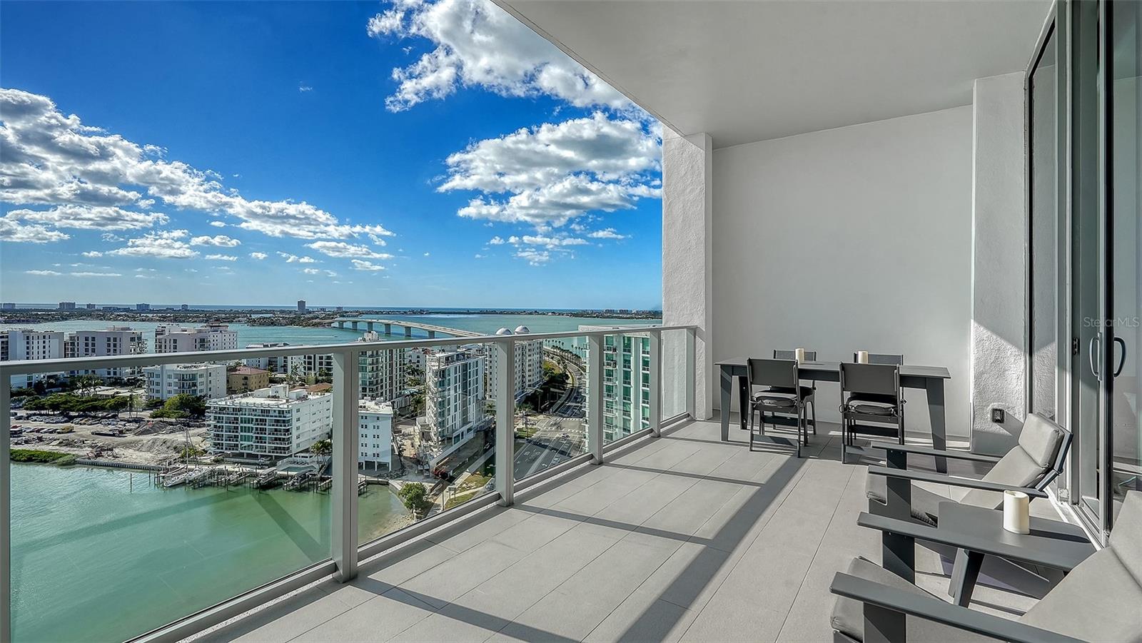 VUE SARASOTA BAY - Residential