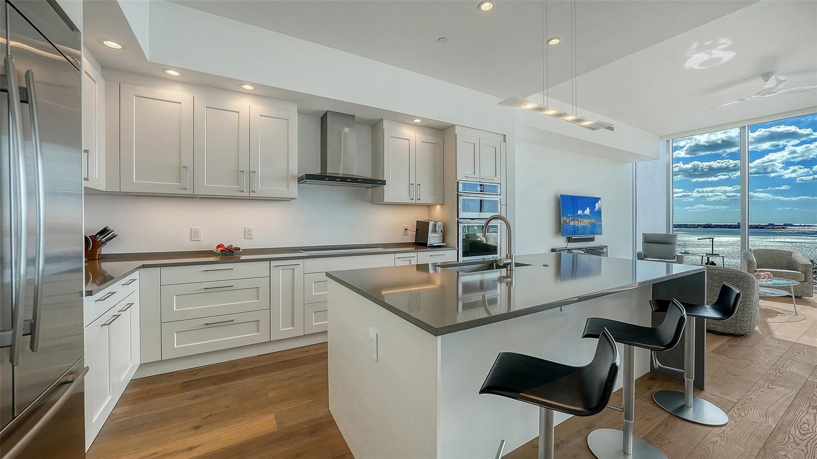 VUE SARASOTA BAY - Residential