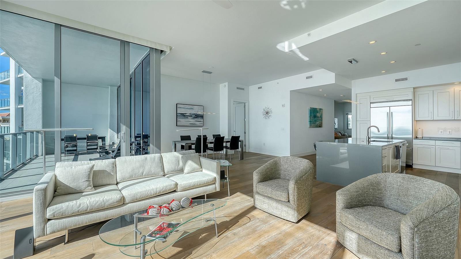 VUE SARASOTA BAY - Residential