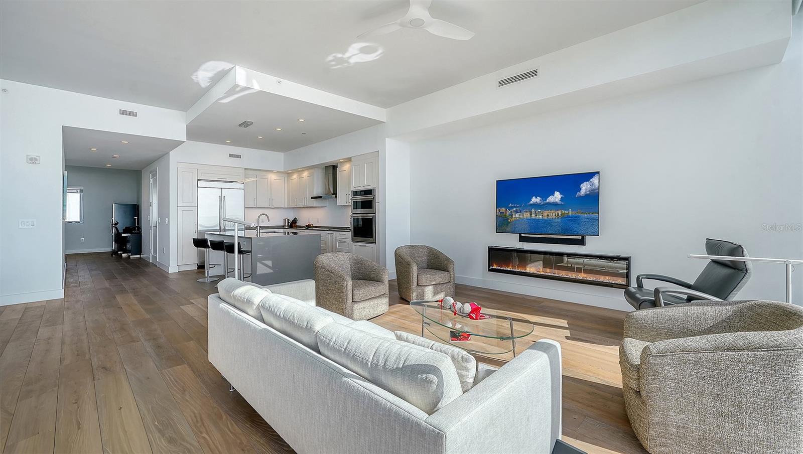 VUE SARASOTA BAY - Residential