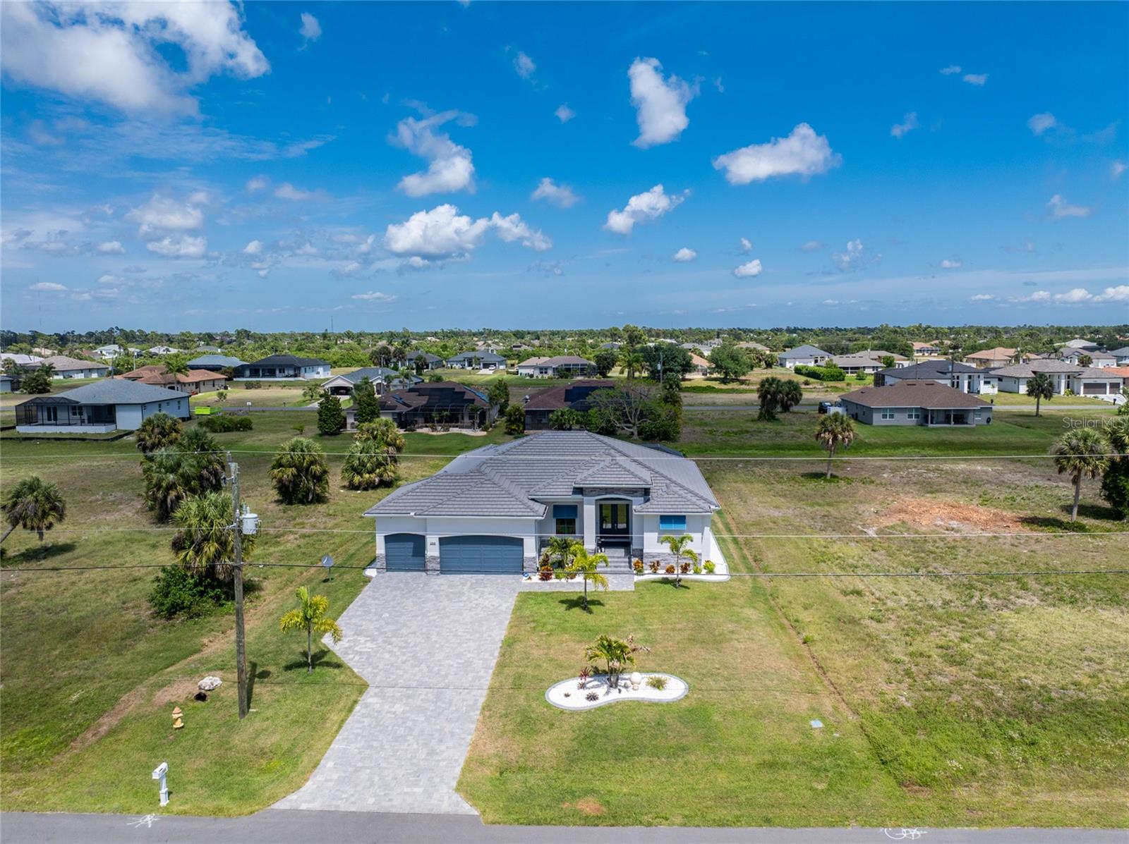 ROTONDA PINE VALLEY - Residential