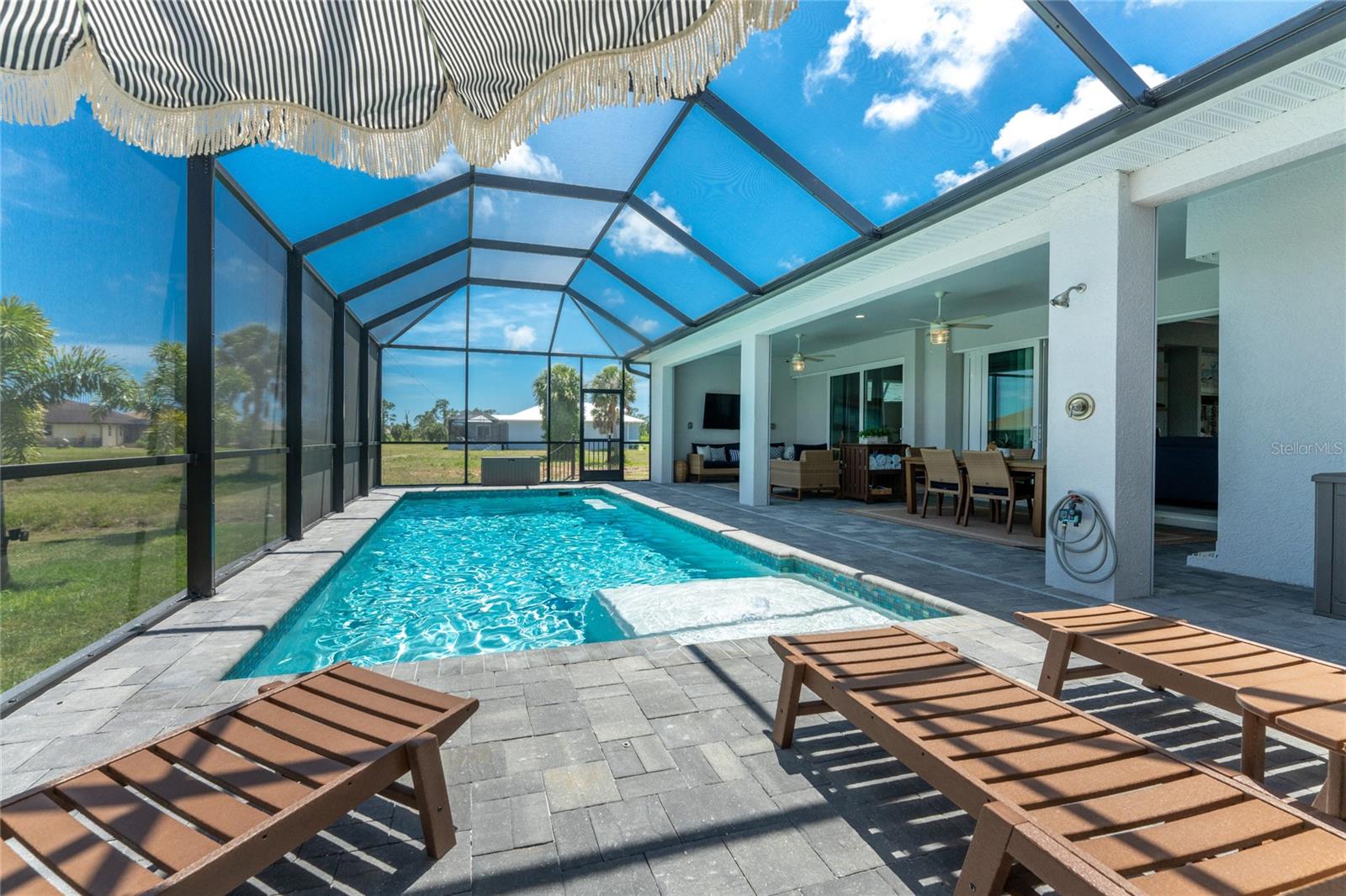ROTONDA PINE VALLEY - Residential