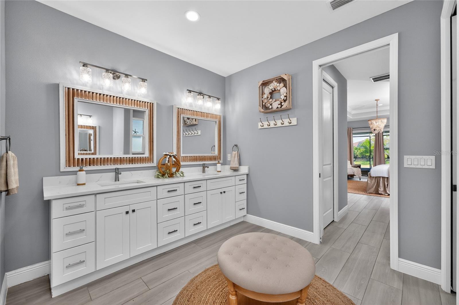 ROTONDA PINE VALLEY - Residential