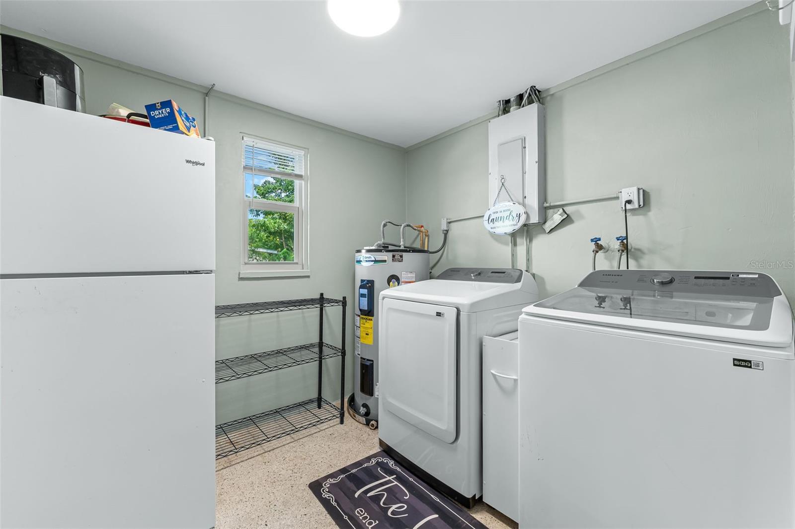 EAST LAKE COLONY - Residential