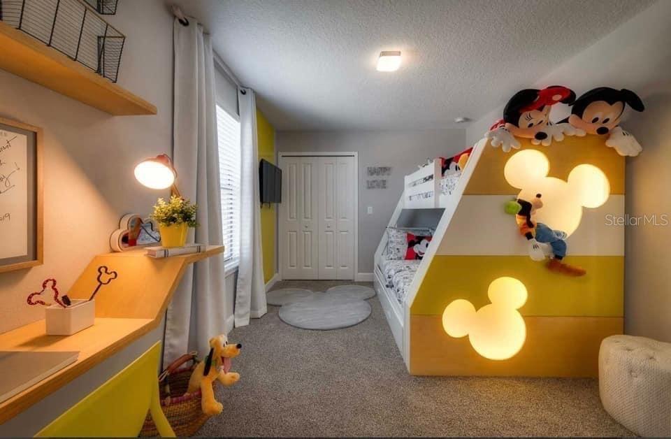 TERRA ESMERALDA TWNHMS - Residential Lease