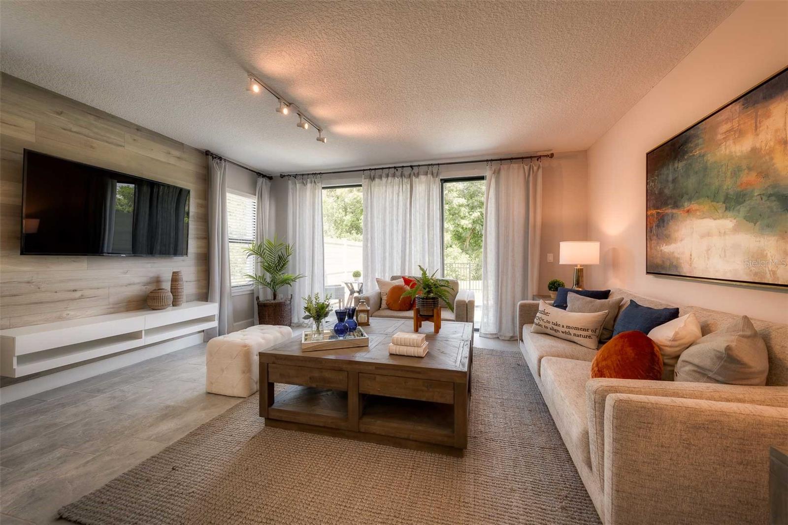 TERRA ESMERALDA TWNHMS - Residential Lease