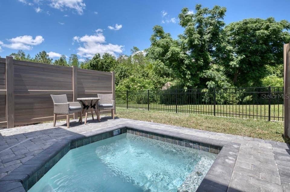 TERRA ESMERALDA TWNHMS - Residential Lease