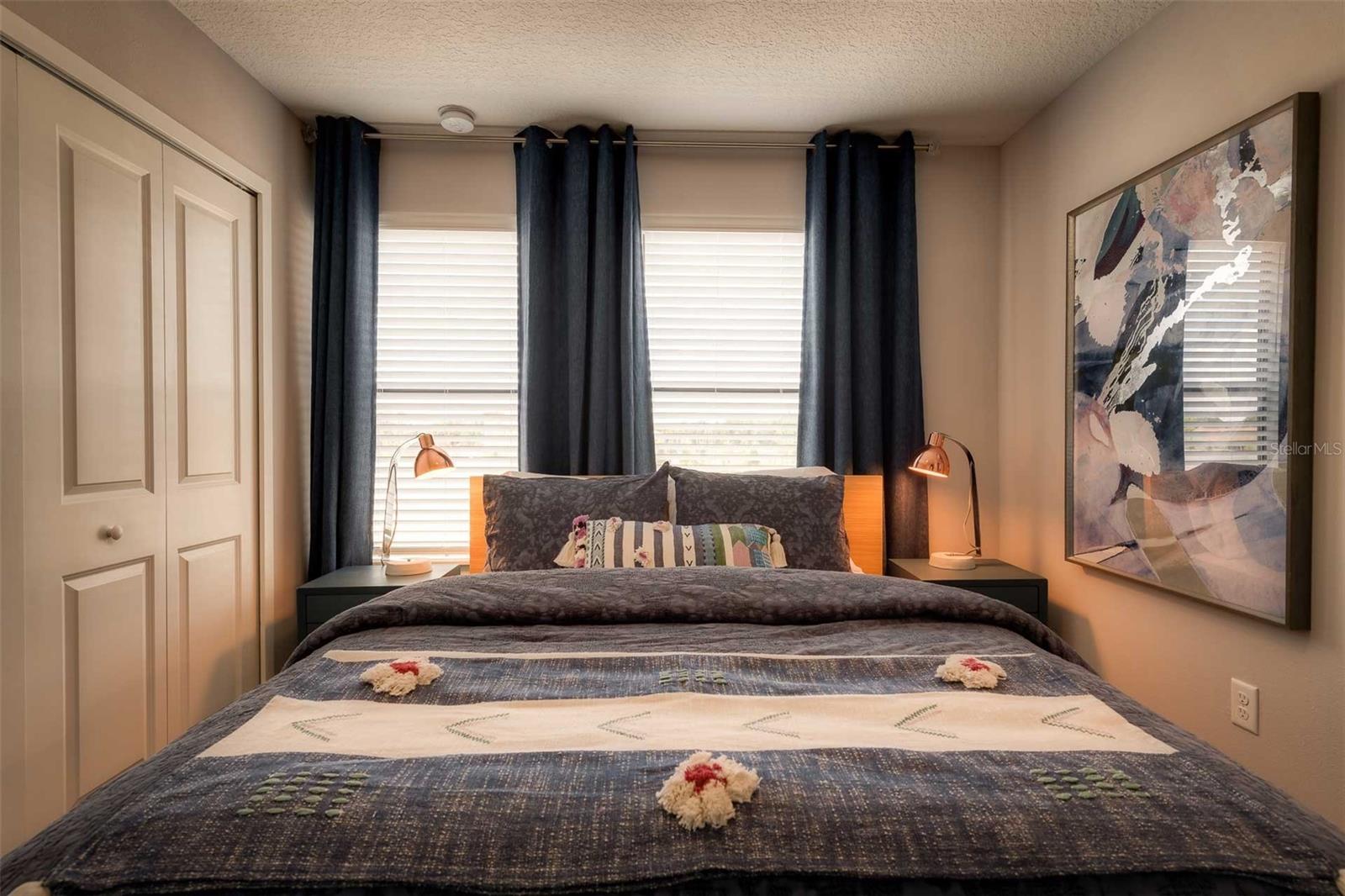 TERRA ESMERALDA TWNHMS - Residential Lease