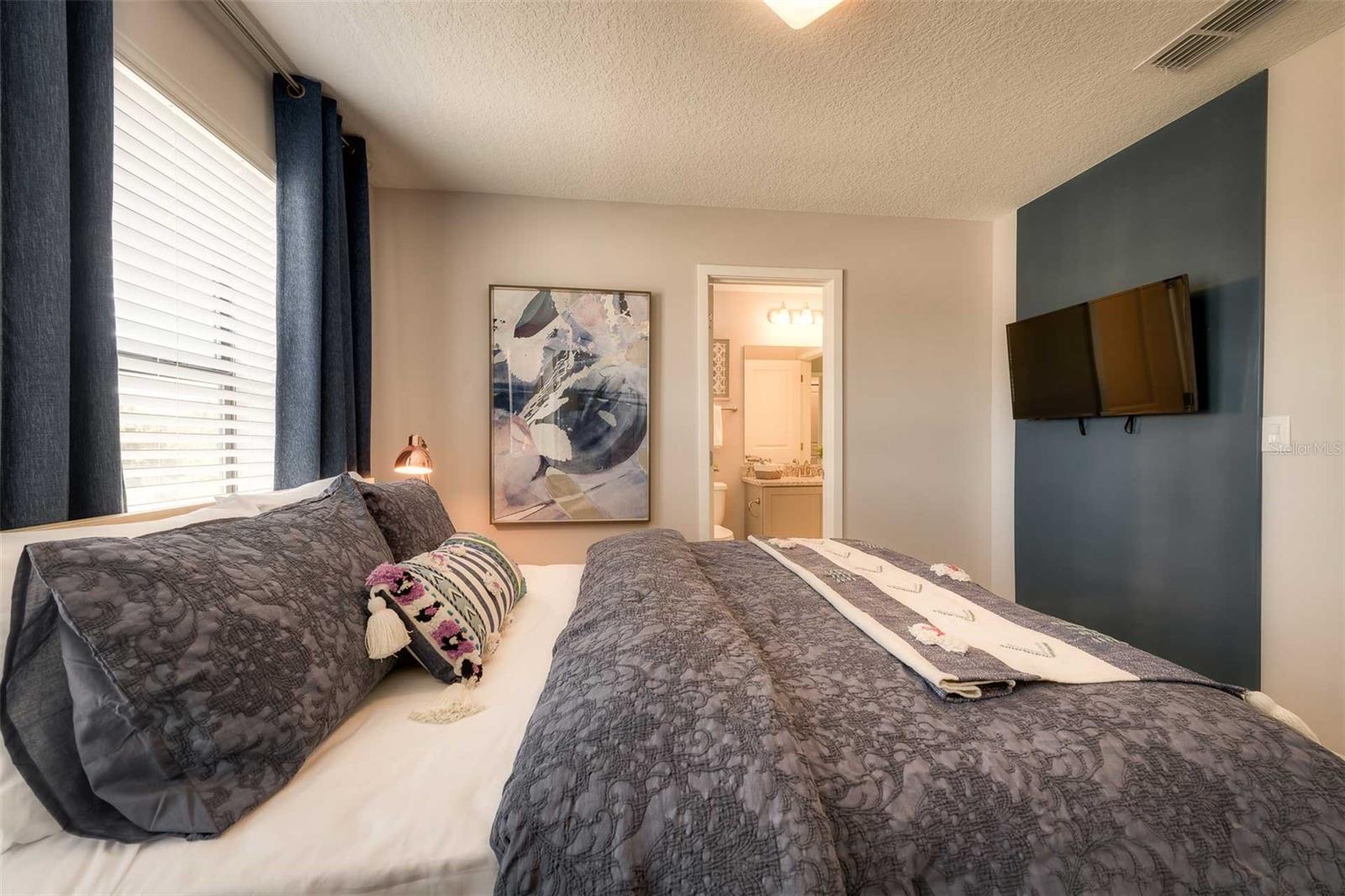 TERRA ESMERALDA TWNHMS - Residential Lease