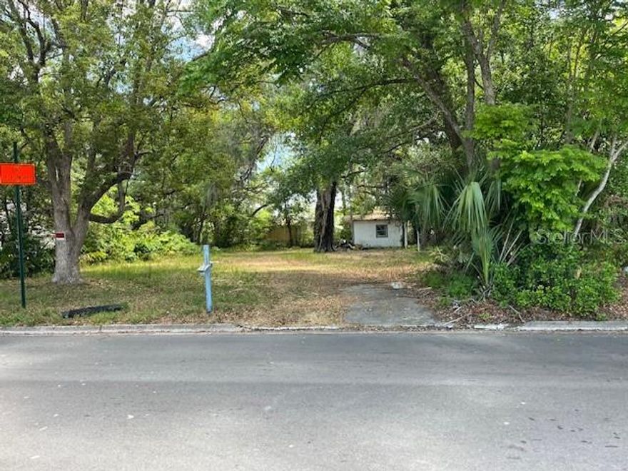 Discover the perfect Sanford, FL lot ready for your dream home or investment project! Located minutes from I-4, downtown Sanford, and Lake Monroe, this clean slate offers strong growth potential. Secure your spot in Seminole County’s booming market today!