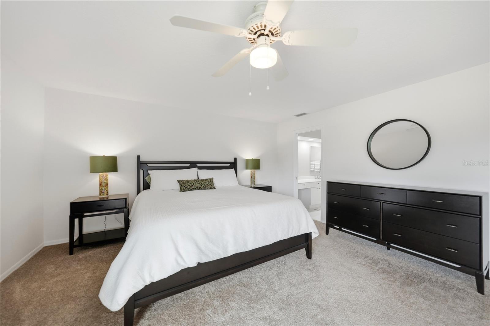 KINGSWAY GOLF VILLAS FIRST ADD - Residential