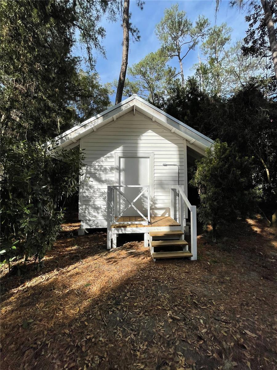 GAINESVILLE TOWN OF PINE PARK - Residential Lease