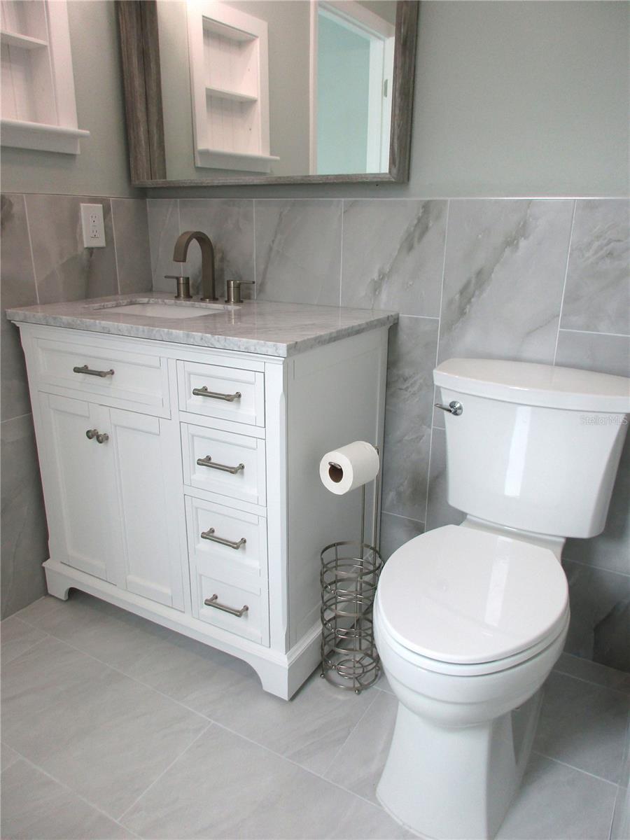 BONNIE LYNN ESTATES - Residential