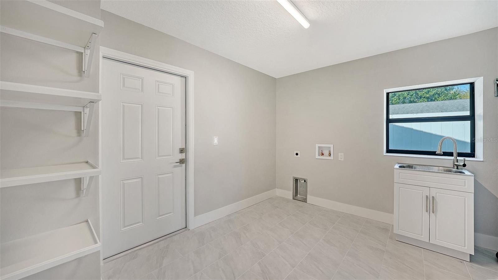 BONNIE LYNN ESTATES - Residential