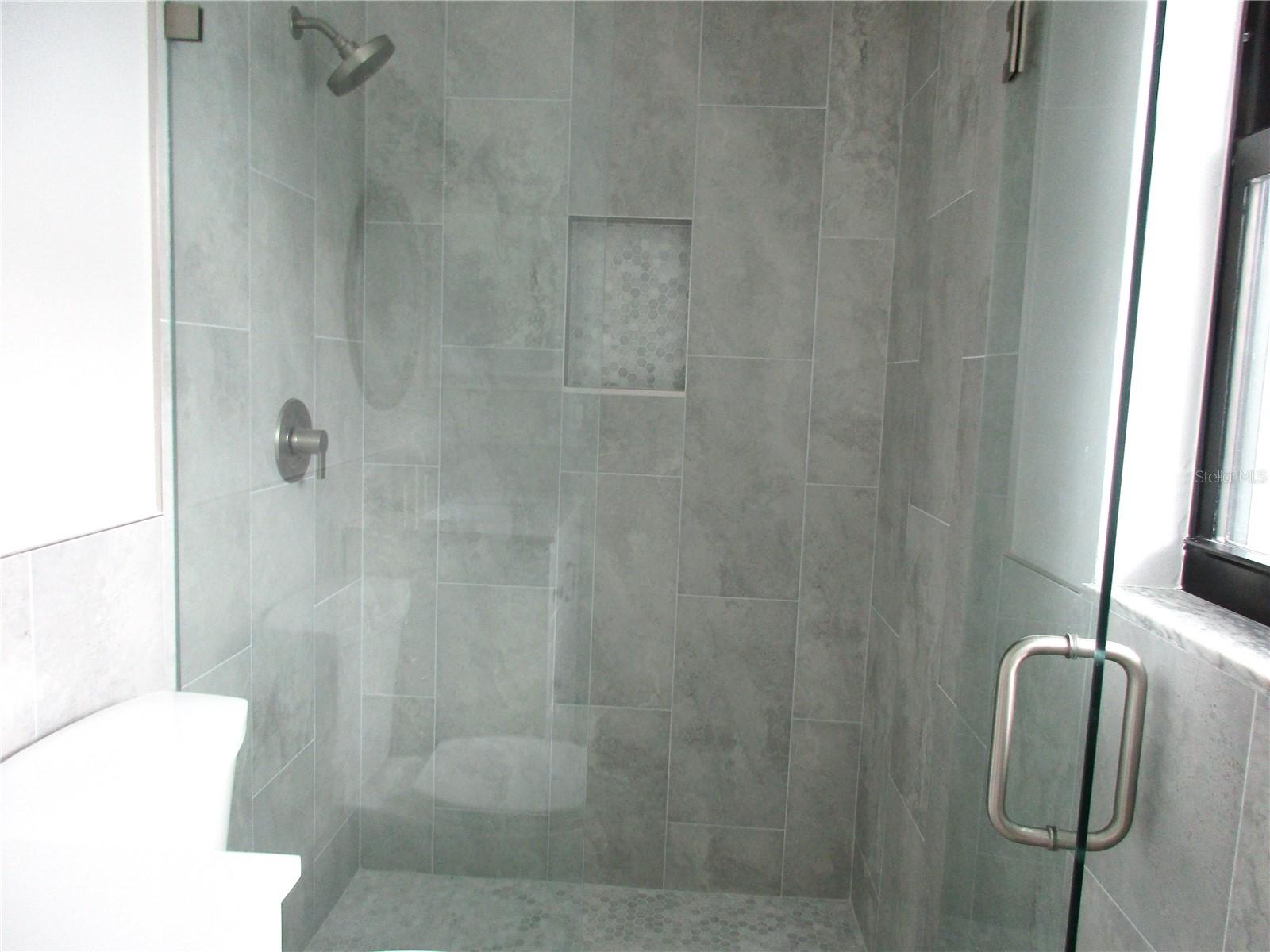 BONNIE LYNN ESTATES - Residential