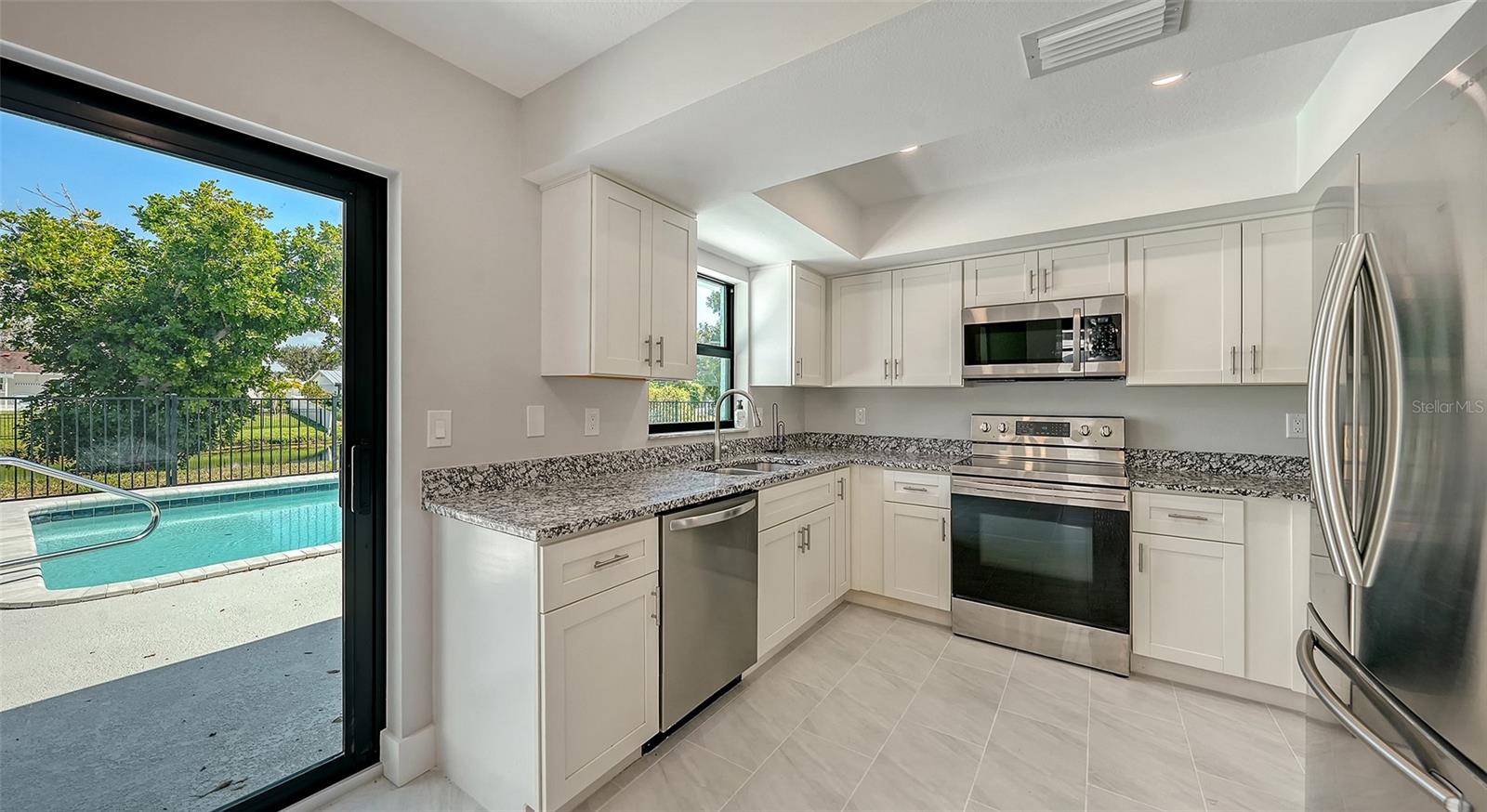 BONNIE LYNN ESTATES - Residential