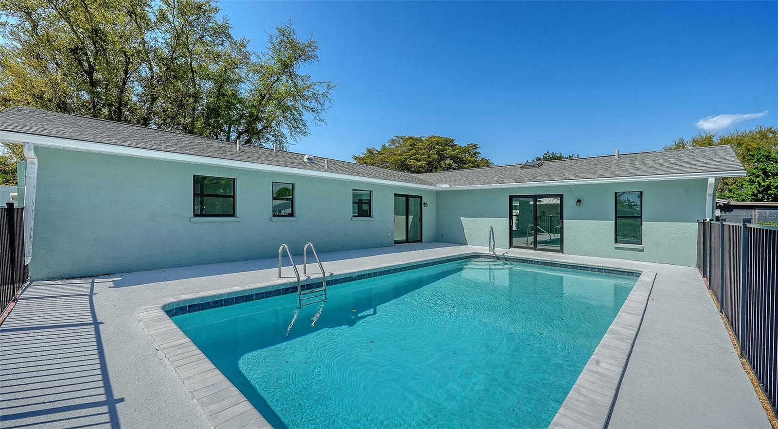 BONNIE LYNN ESTATES - Residential