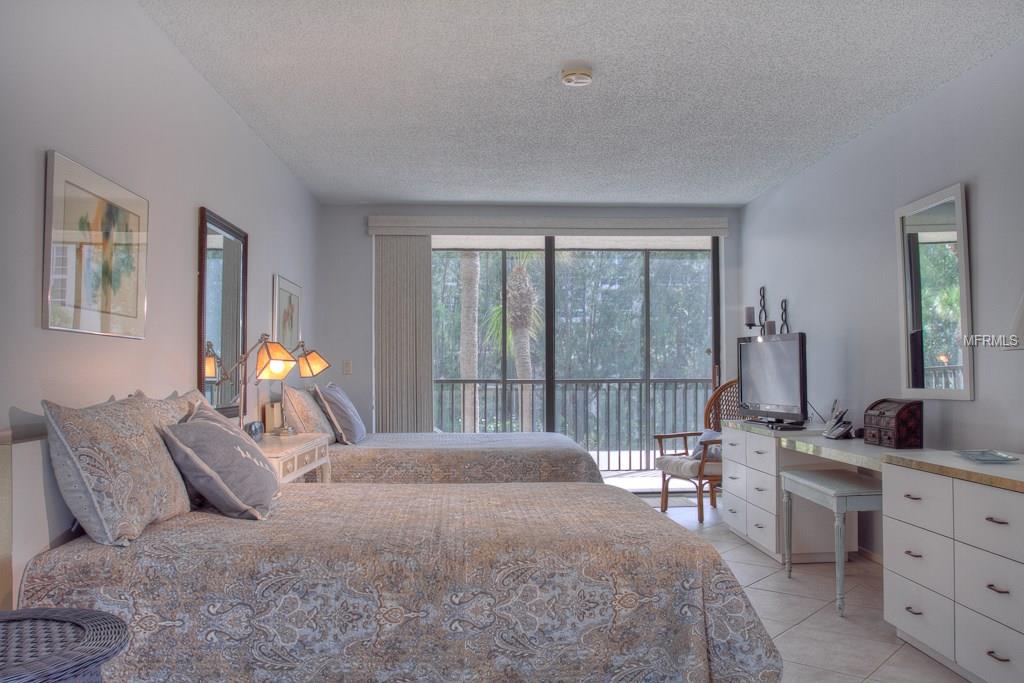 SEAPLACE VI - Residential Lease