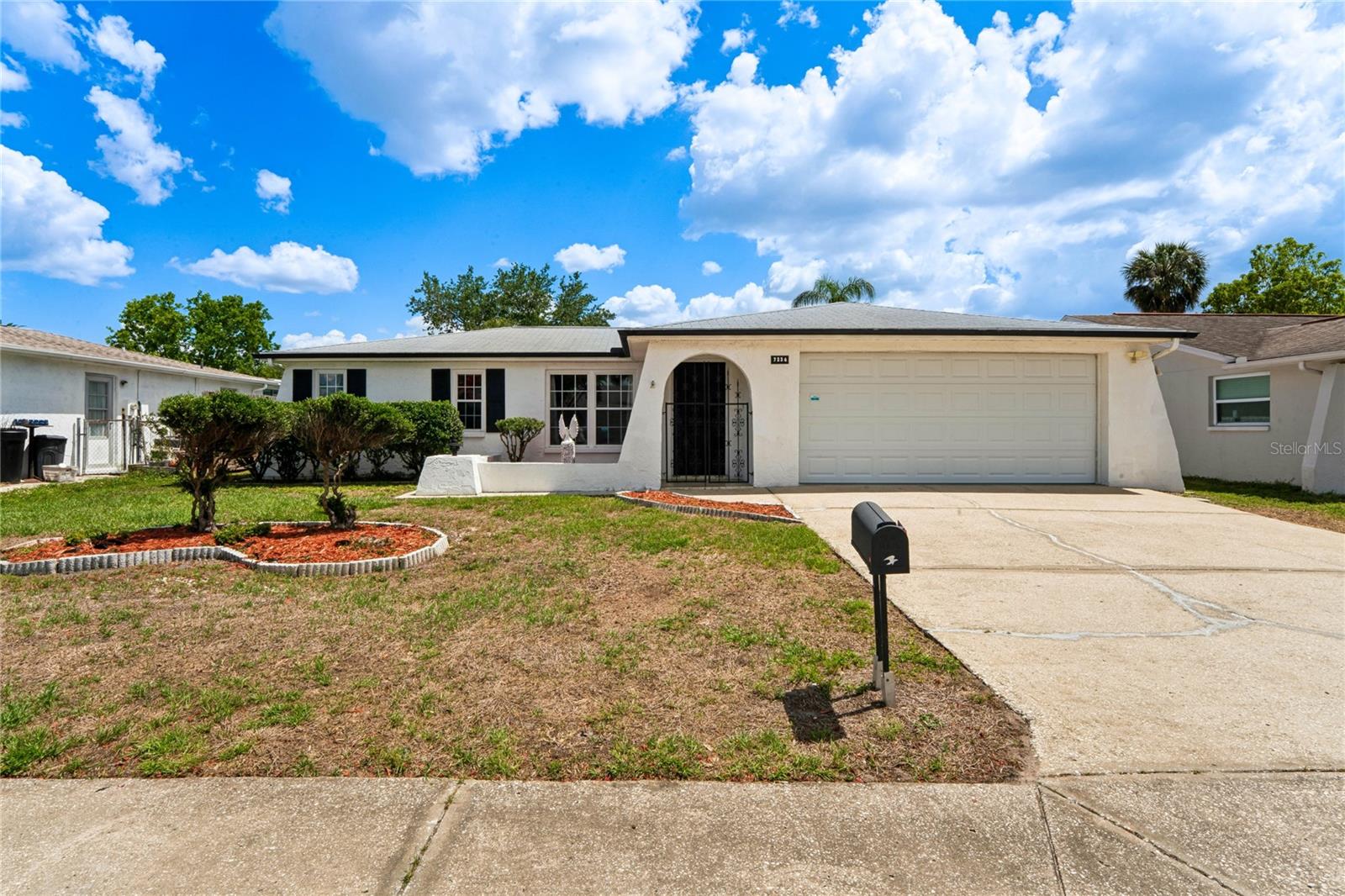 EMBASSY HILLS - Residential