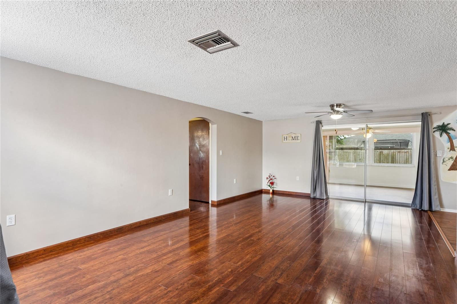 EMBASSY HILLS - Residential