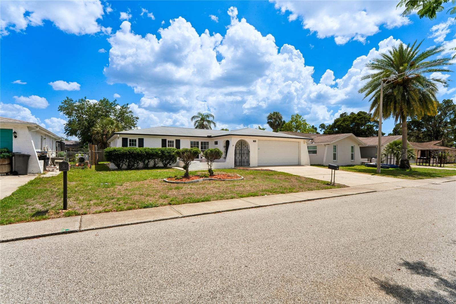 EMBASSY HILLS - Residential
