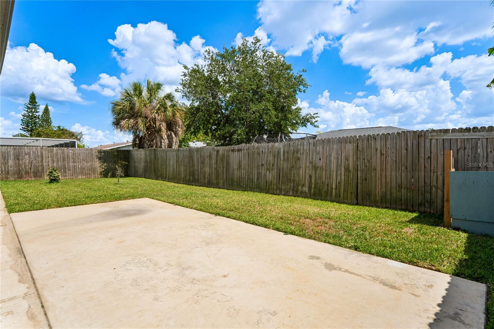 EMBASSY HILLS - Residential