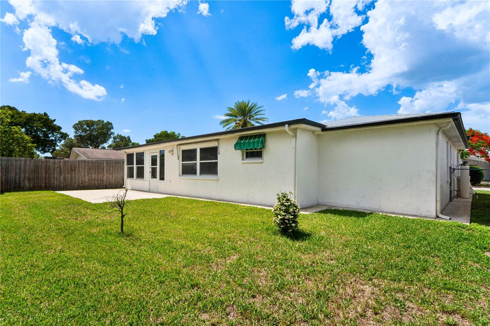 EMBASSY HILLS - Residential