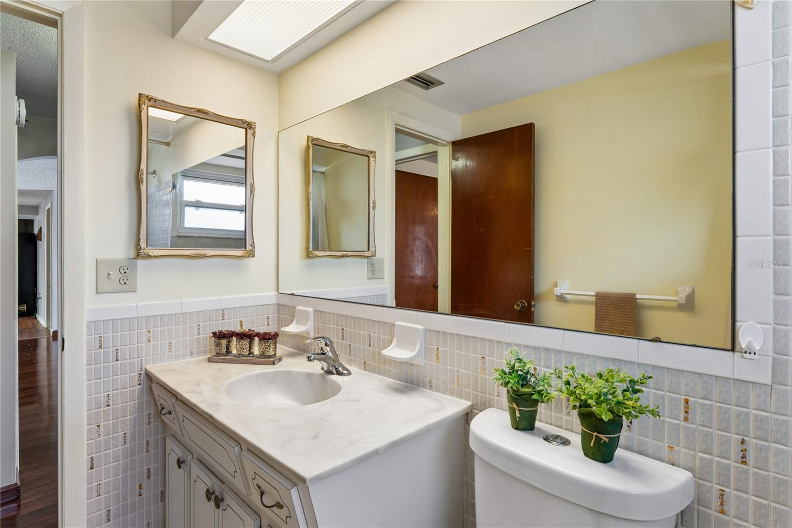 EMBASSY HILLS - Residential