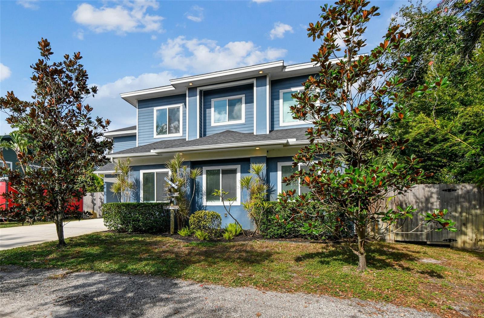 LAKE BREEZE SUB - Residential