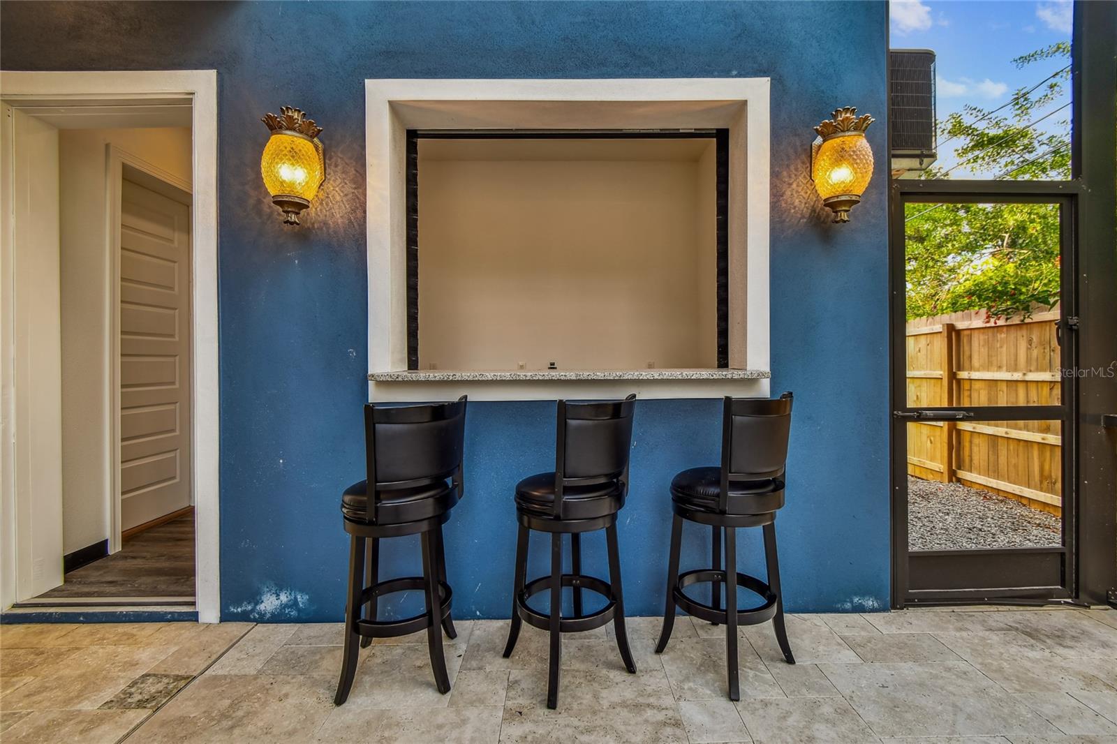 LAKE BREEZE SUB - Residential