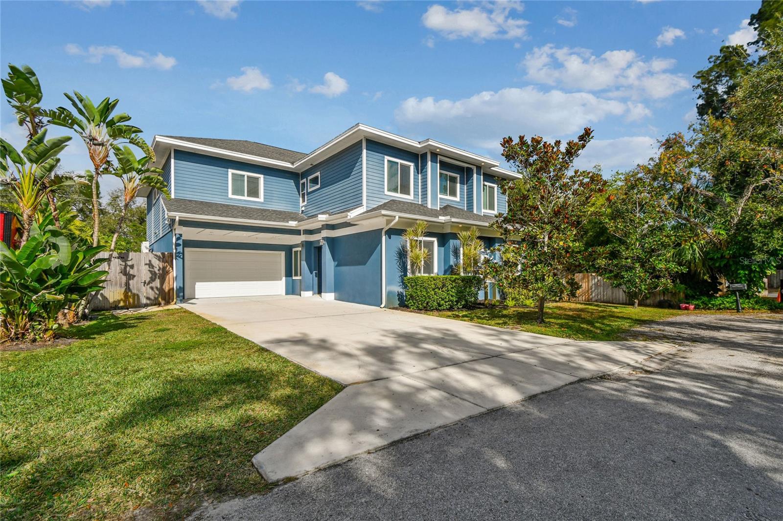 LAKE BREEZE SUB - Residential