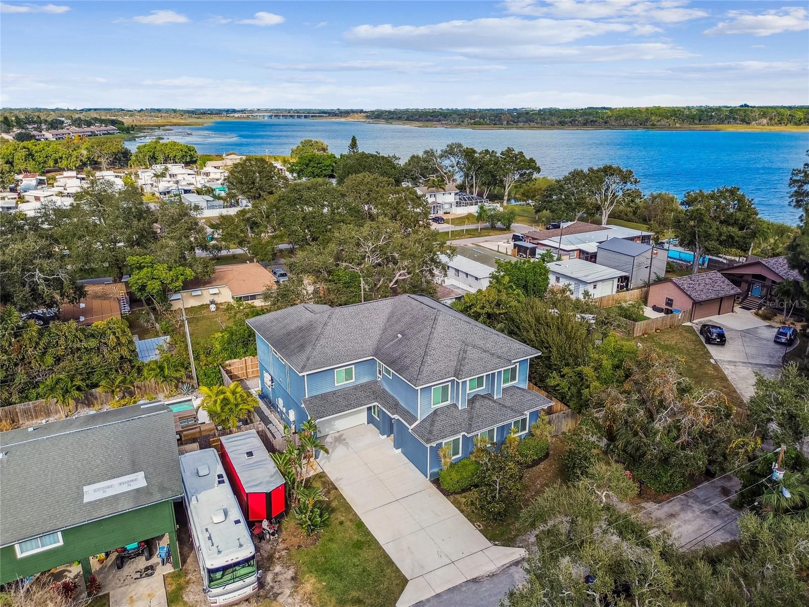 LAKE BREEZE SUB - Residential