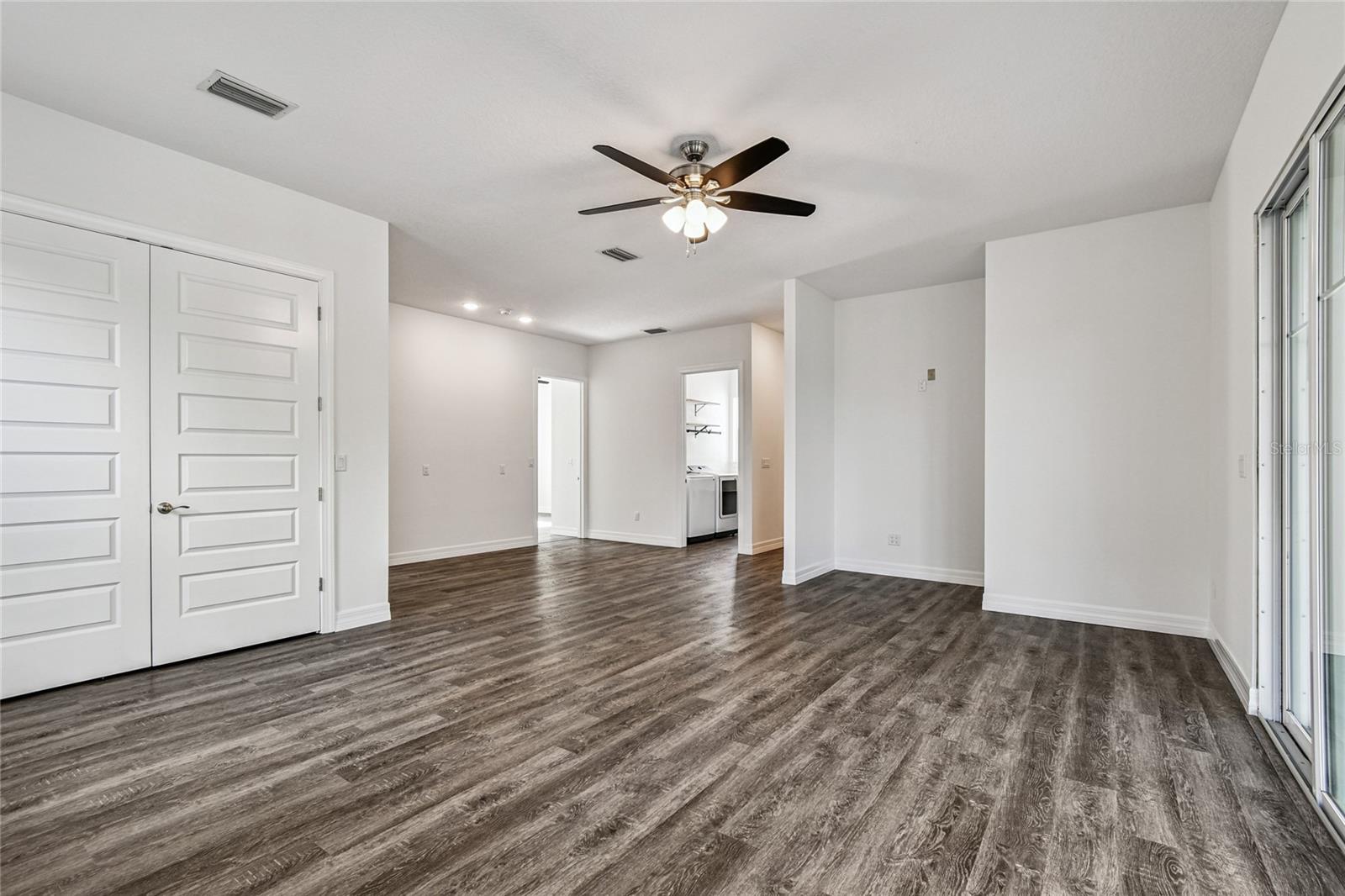 LAKE BREEZE SUB - Residential