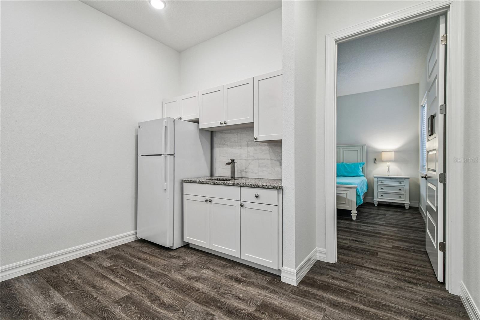 LAKE BREEZE SUB - Residential