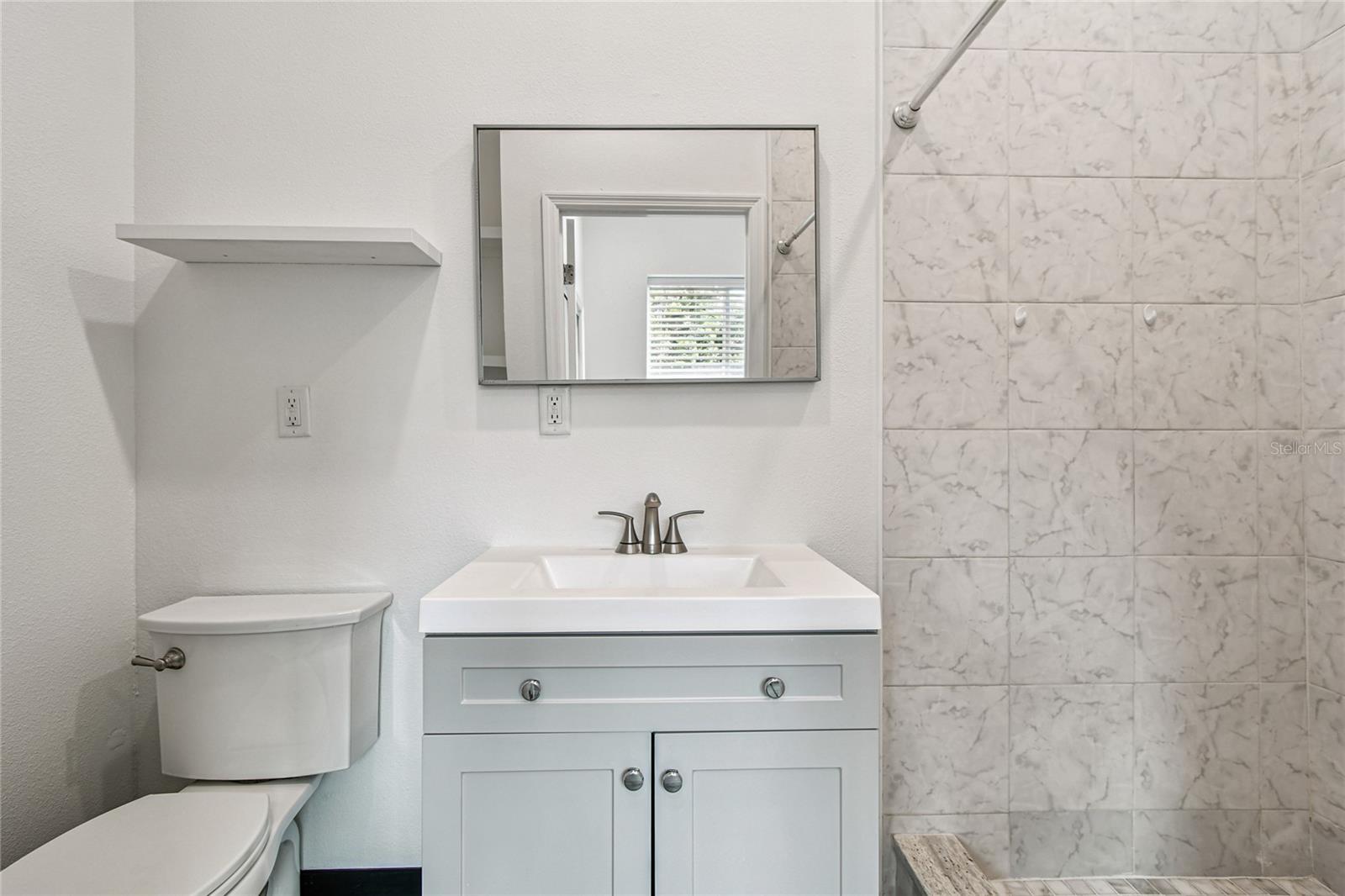 LAKE BREEZE SUB - Residential