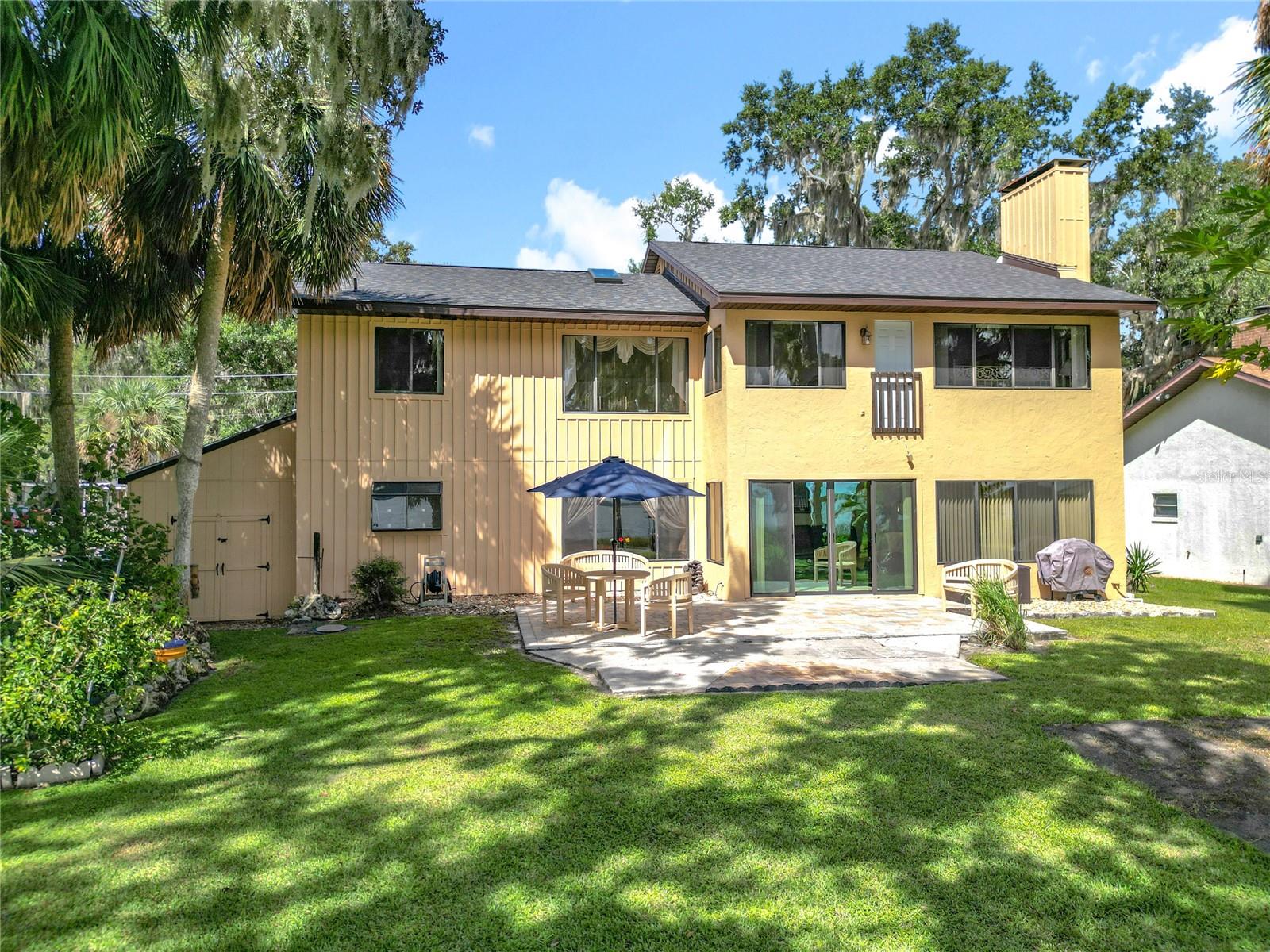 WATERS OF LAKE GRIFFIN - Residential