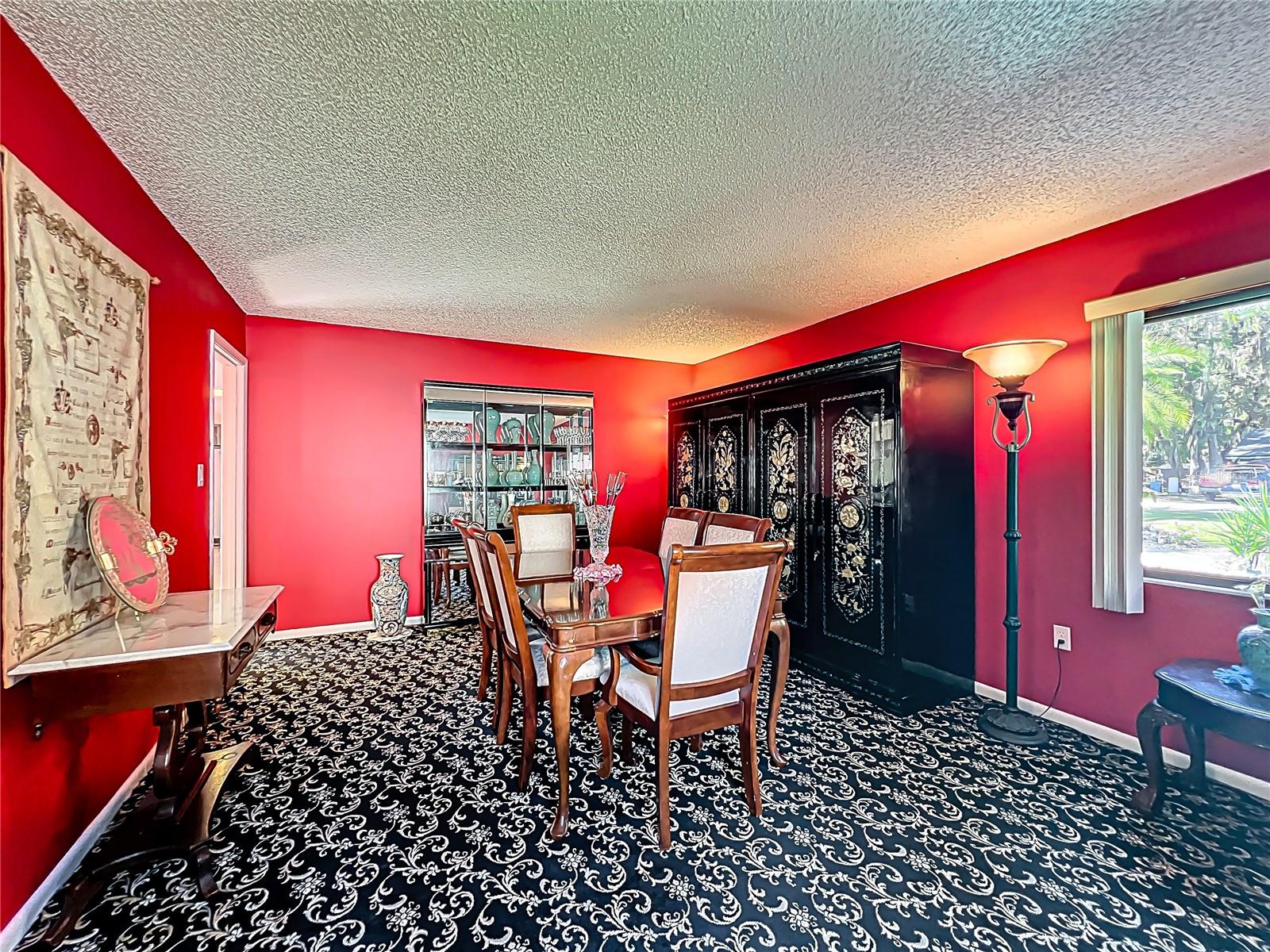 WATERS OF LAKE GRIFFIN - Residential