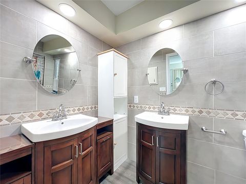 Tiny photo for 35312 W Griffin Drive, Fruitland Park, FL 34731 (MLS # G5101642)