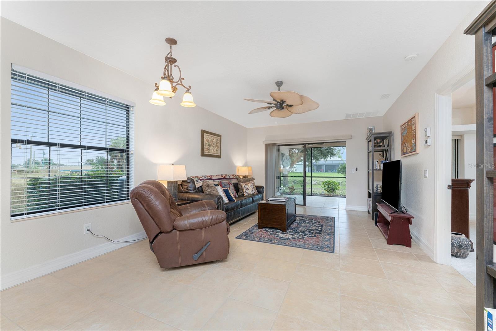 DEL RIO/ROTONDA - Residential