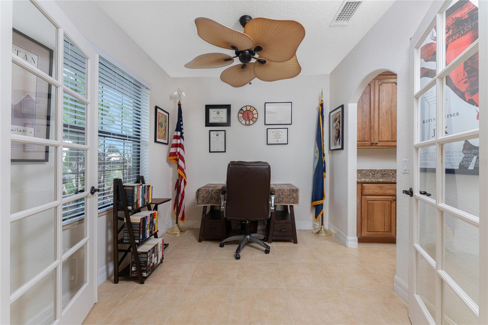 DEL RIO/ROTONDA - Residential