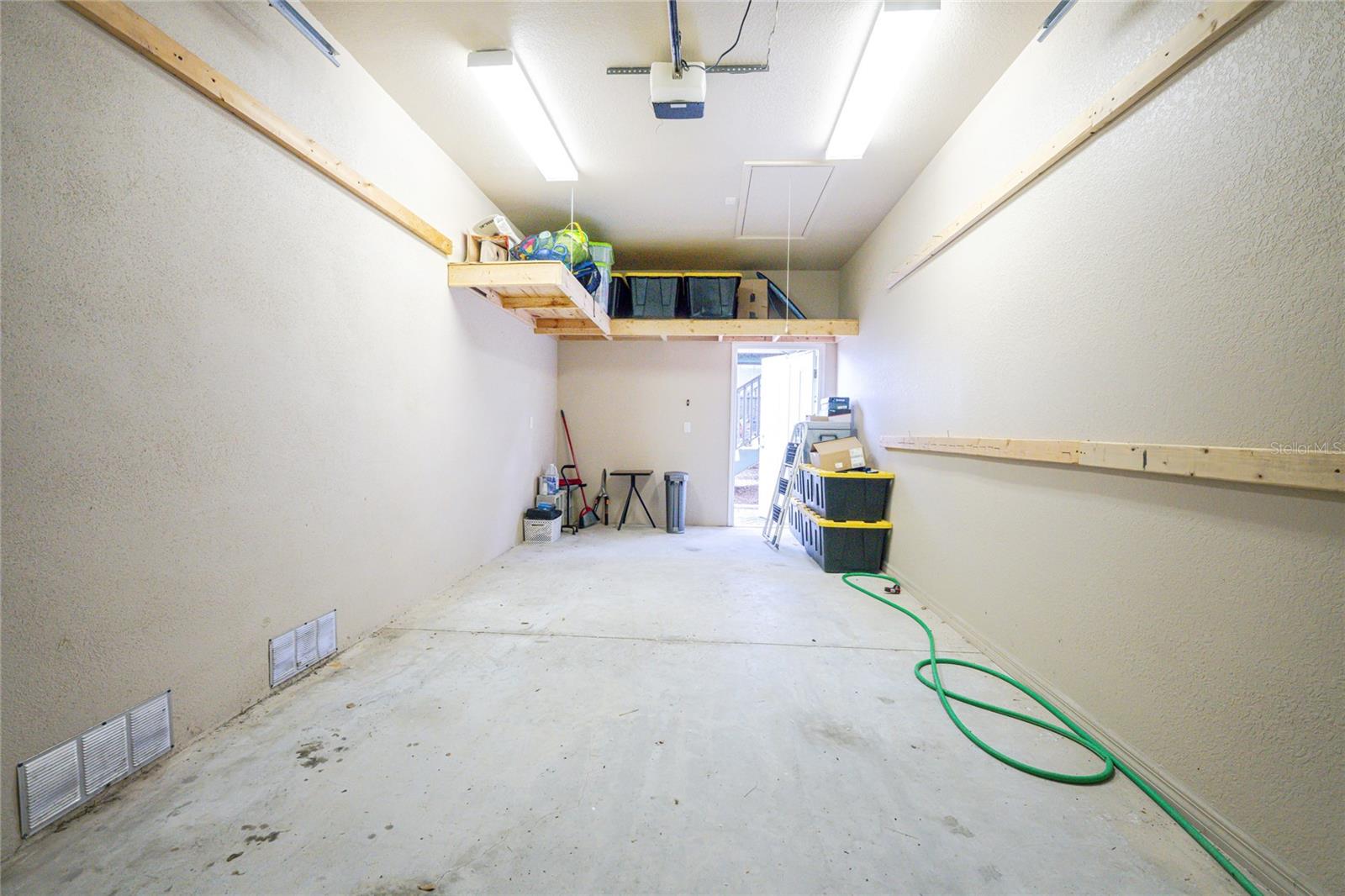 DEL RIO/ROTONDA - Residential