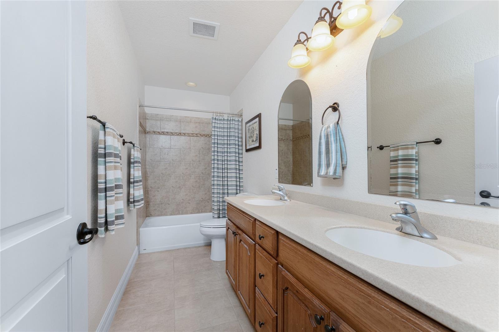 DEL RIO/ROTONDA - Residential