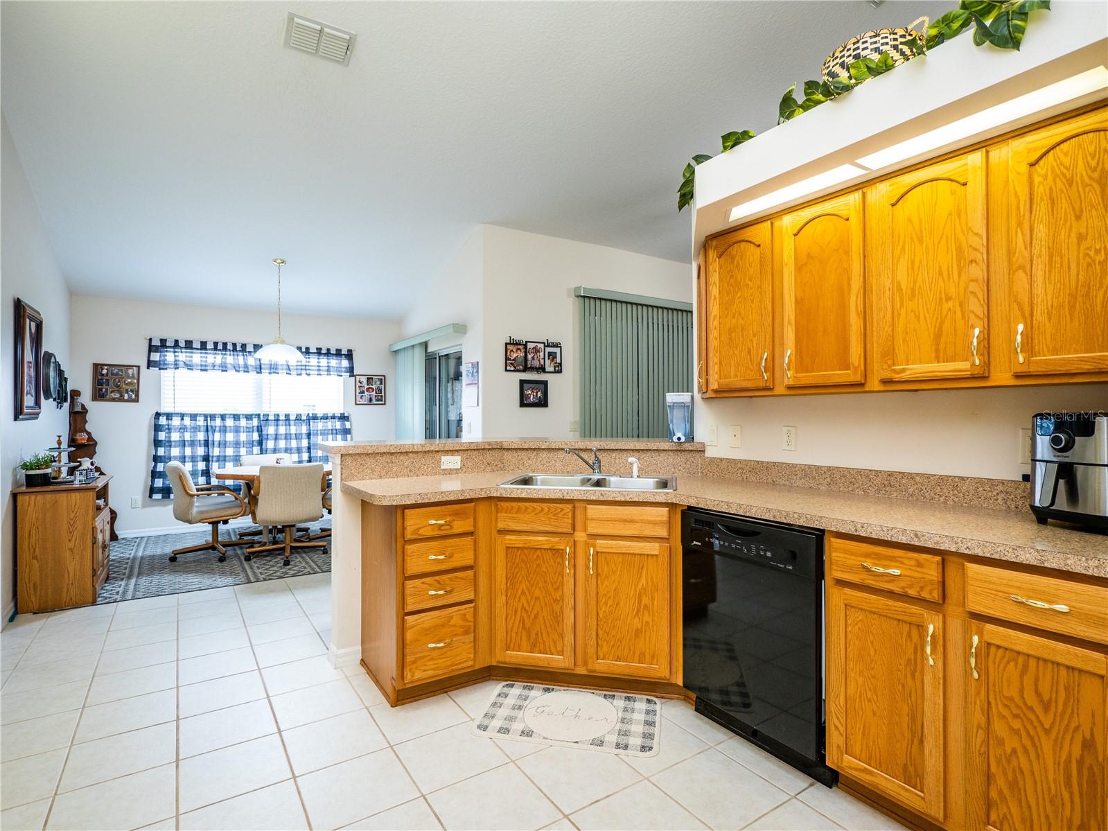 4941 NW 32 STREET