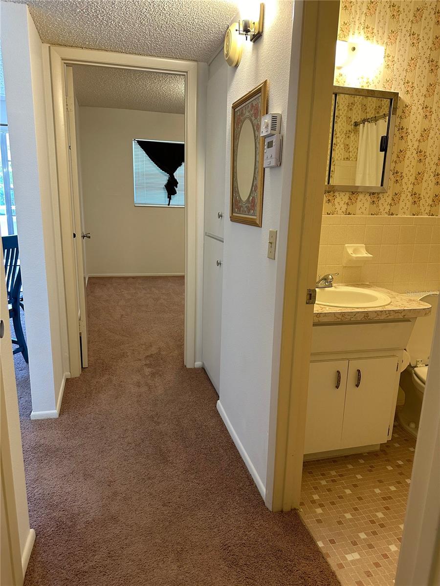 ON TOP OF THE WORLD - Residential