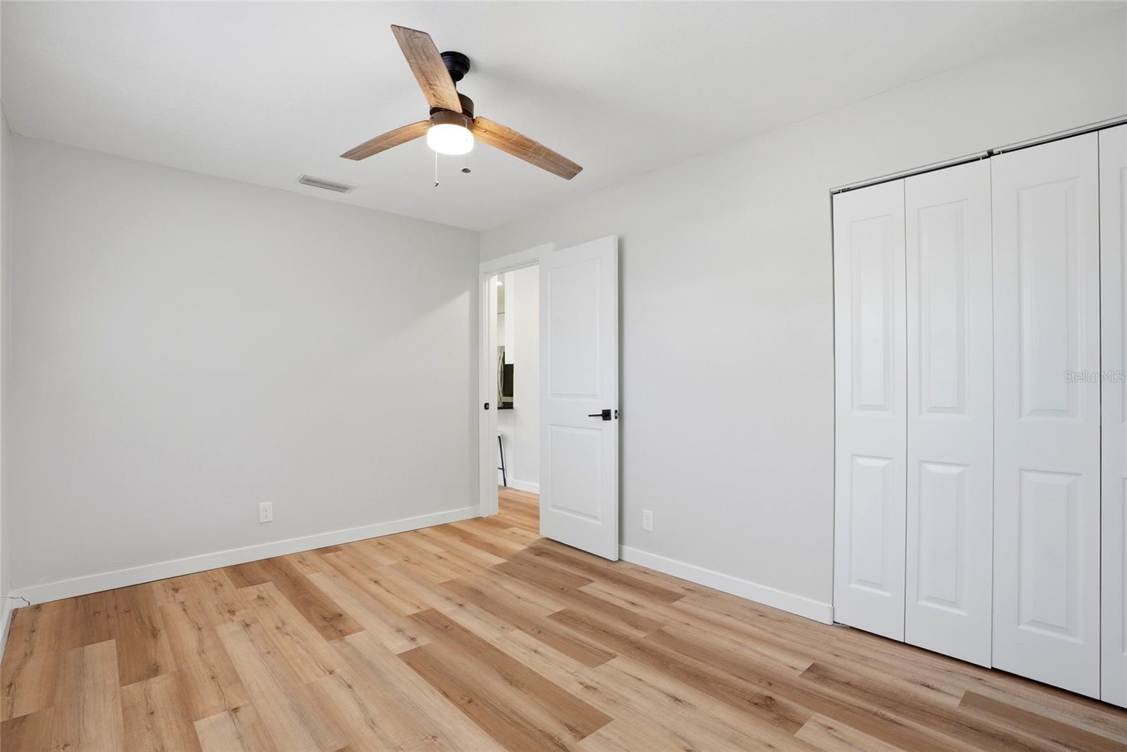 SHORE ACRES OVERLOOK SEC - Residential